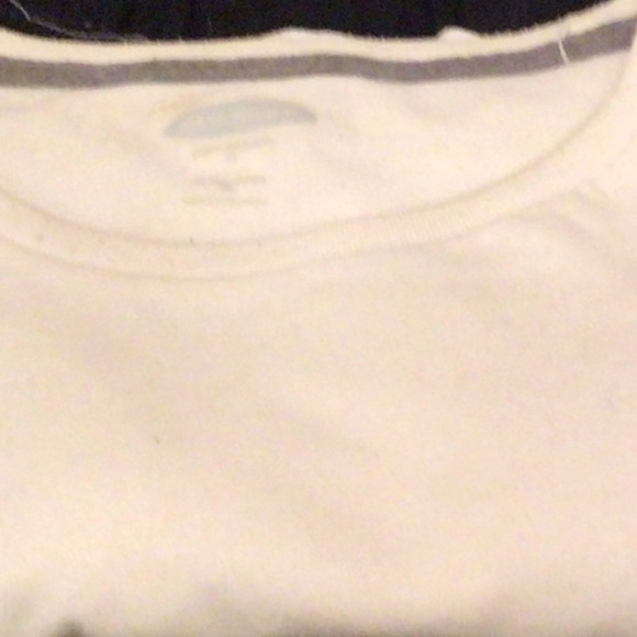 🛍3 for$30🛍Bundled black Under Armour pants with white Old Navy tee shirt - Picture 4 of 4